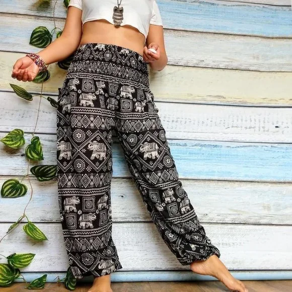 Black and white elephant harem pants - Picture 1 of 4